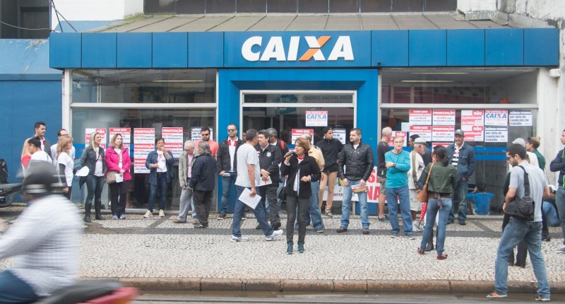 Movimento Sindical solicita ao MPT mediação sobre o PDVE da Caixa