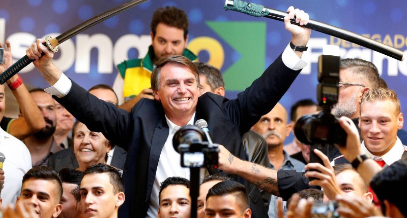 Reforma da Previdência de Bolsonaro CORTA abono do PIS/Pasep de 23 milhões de trabalhadores