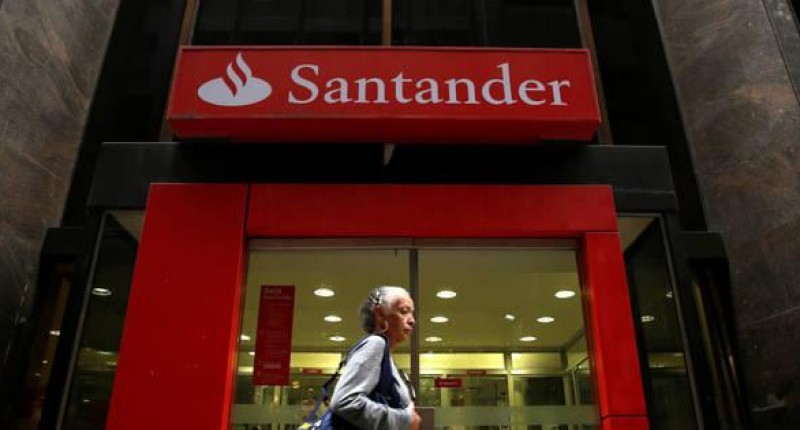 Trabalhadores obtêm avanços parciais em negociação com Santander