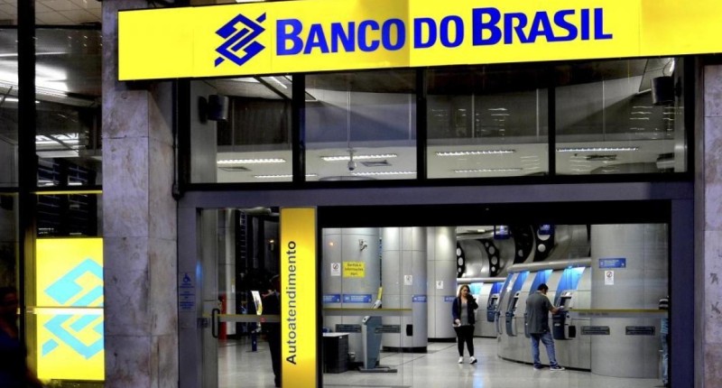 Banco do Brasil terá de indenizar mãe de ex-funcionária trans que se matou