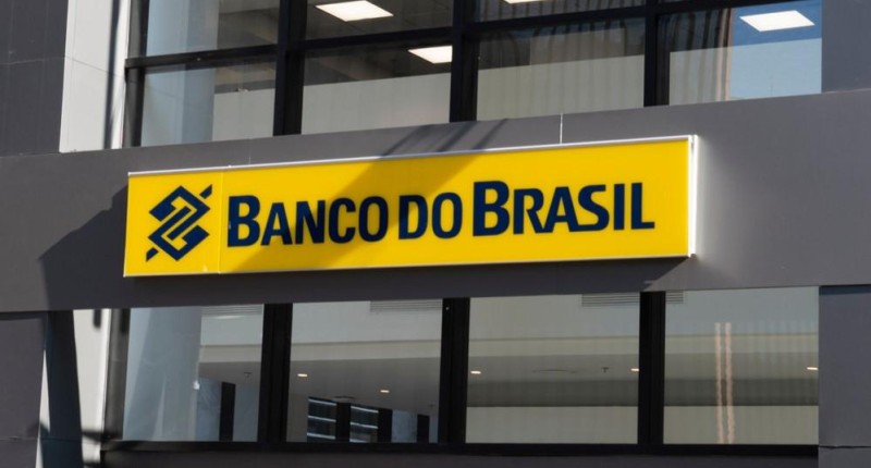 Somente diretores indicados pelo mercado terão aumentos salariais no Banco do Brasil