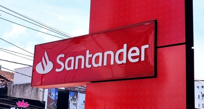 Santander: Bancários conquistam renovação do Aditivo por mais dois anos