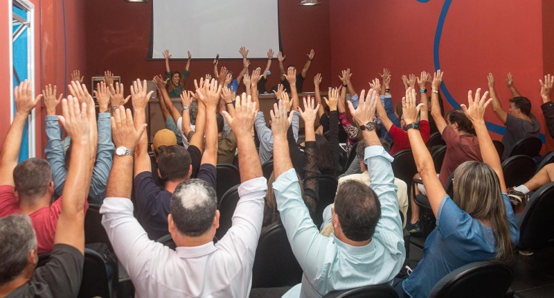 Categoria reprova proposta dos bancos e está em Assembleia Permanente