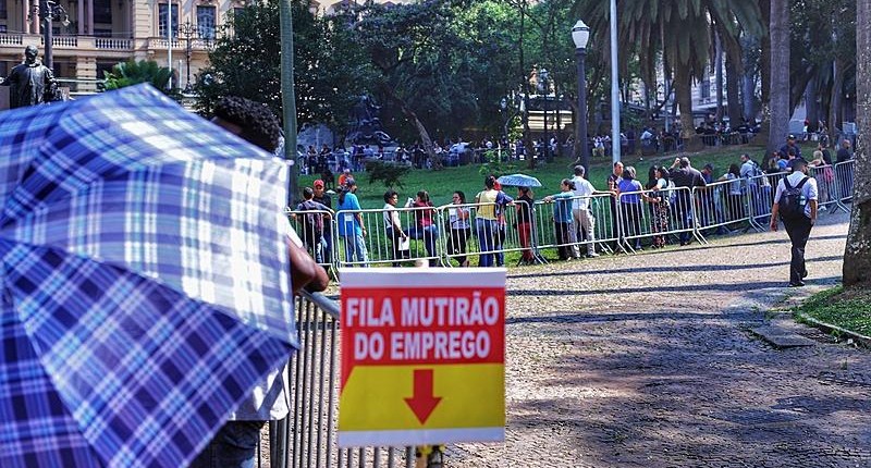 Com 38,7 milhões sem renda de trabalho, desemprego preocupa 82% das pessoas