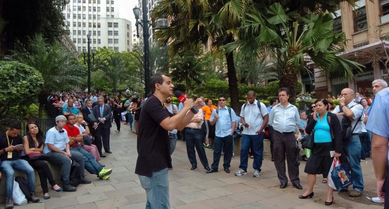 Trabalhadores do Banco do Brasil fazem paralisação contra punição por greve