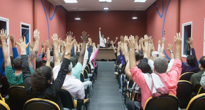 Bancários aprovam greve a partir de 6/9 por tempo indeterminado