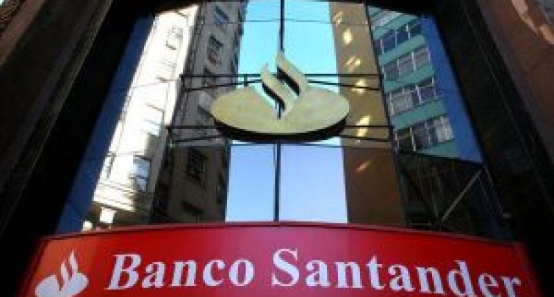 Santander nega que está à venda no Brasil