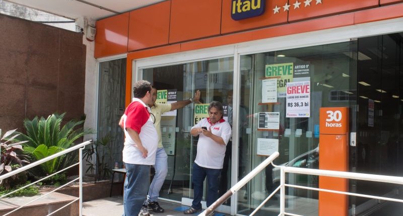 Itaú pagará PLR no dia 29 de fevereiro