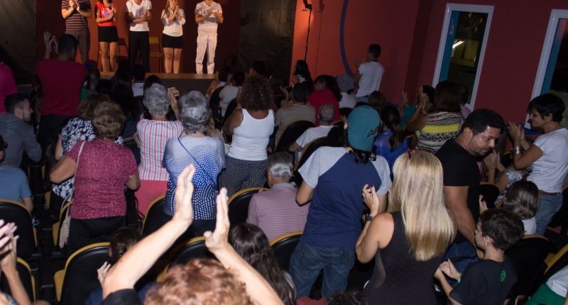 Sindicato oferece curso gratuito de Teatro para crianças e adultos