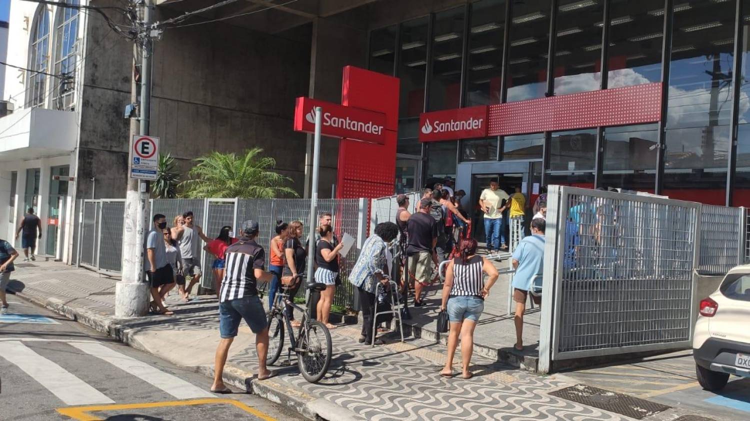 Santander orienta trabalho interno durante “lockdown” na Baixada Santista