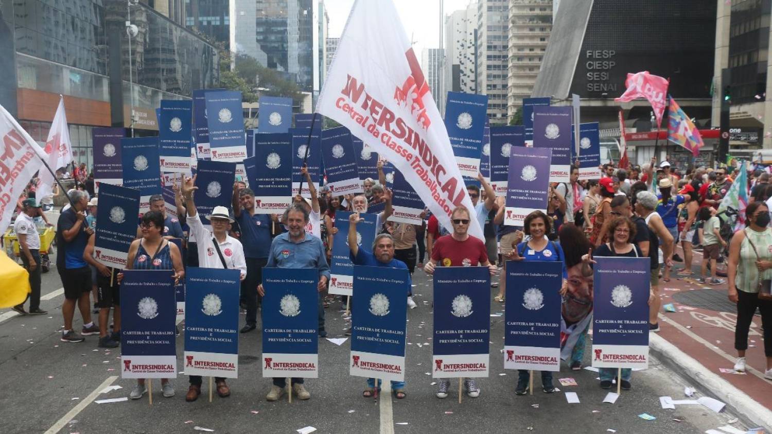 Intersindical e centrais sindicais debatem fortalecimento dos trabalhadores