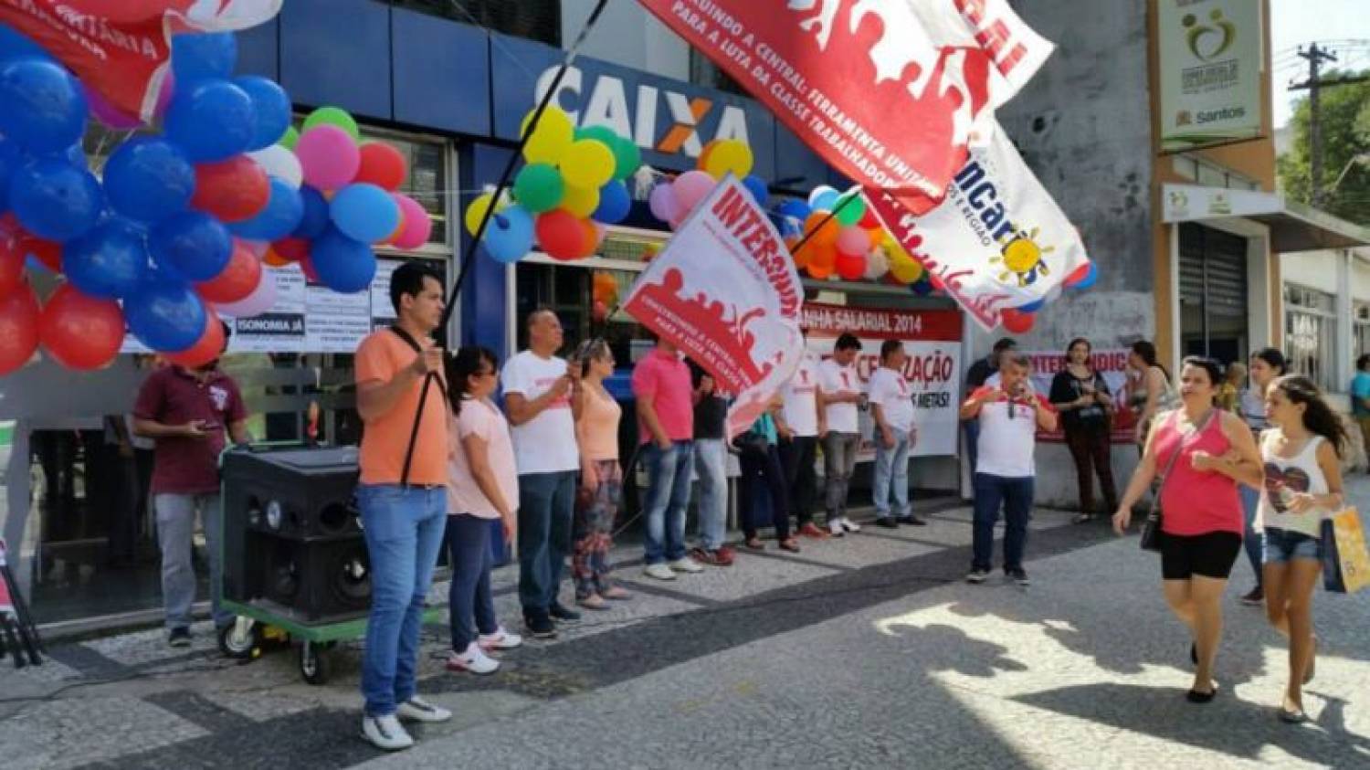 Bancários retomam negociação permanente com banco no dia 28   