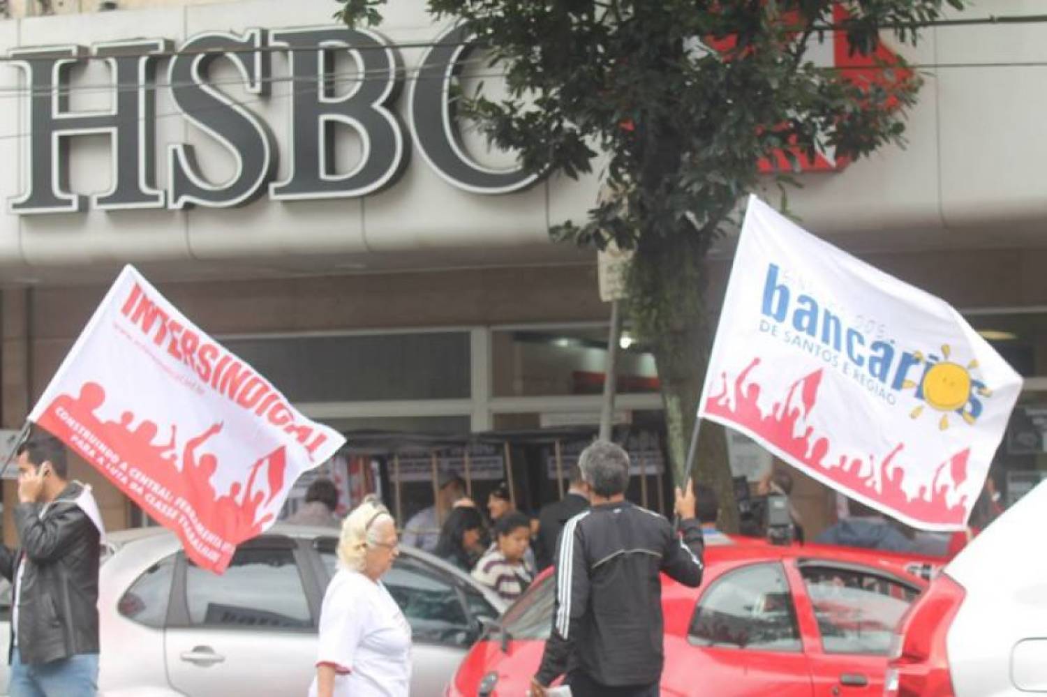 Justiça condena HSBC a indenizar funcionária por discriminação salarial 