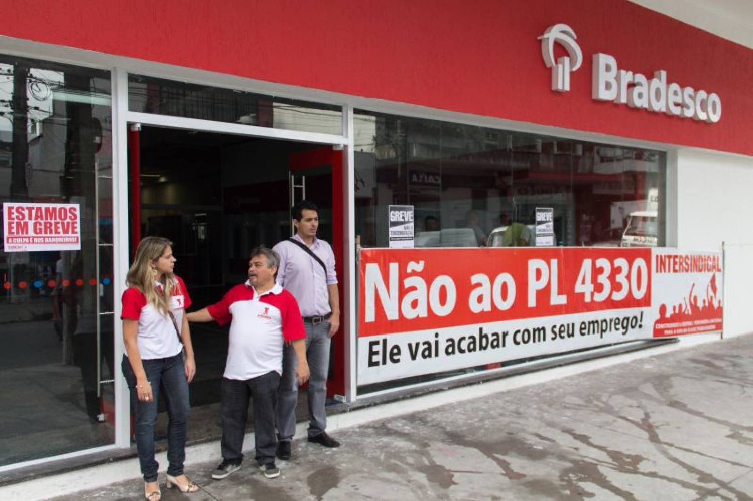 Bradesco é processado por fraude trabalhista