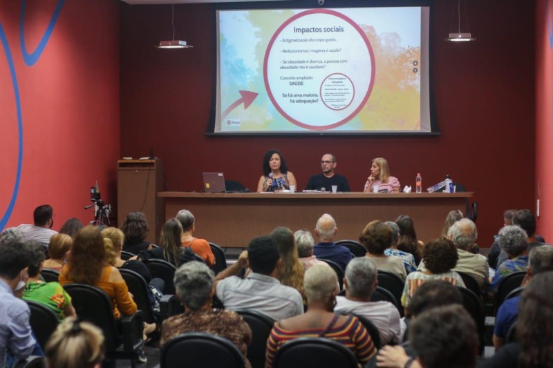 Palestra Obesidade emagrecimento e normativas estéticas