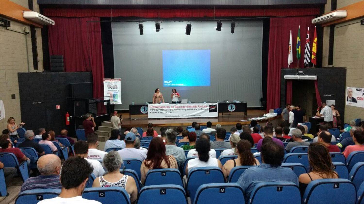 Guerra ao desmonte da Previdência! Atinge mulheres, homens e aposentados Guerra ao desmonte da Previdência! Atinge mulheres, homens e aposentados