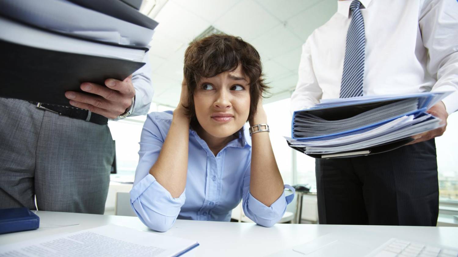 Precarização do trabalho, desconstrução dos direitos, desigualdade e a LER Precarização do trabalho, desconstrução dos direitos, desigualdade e a LER