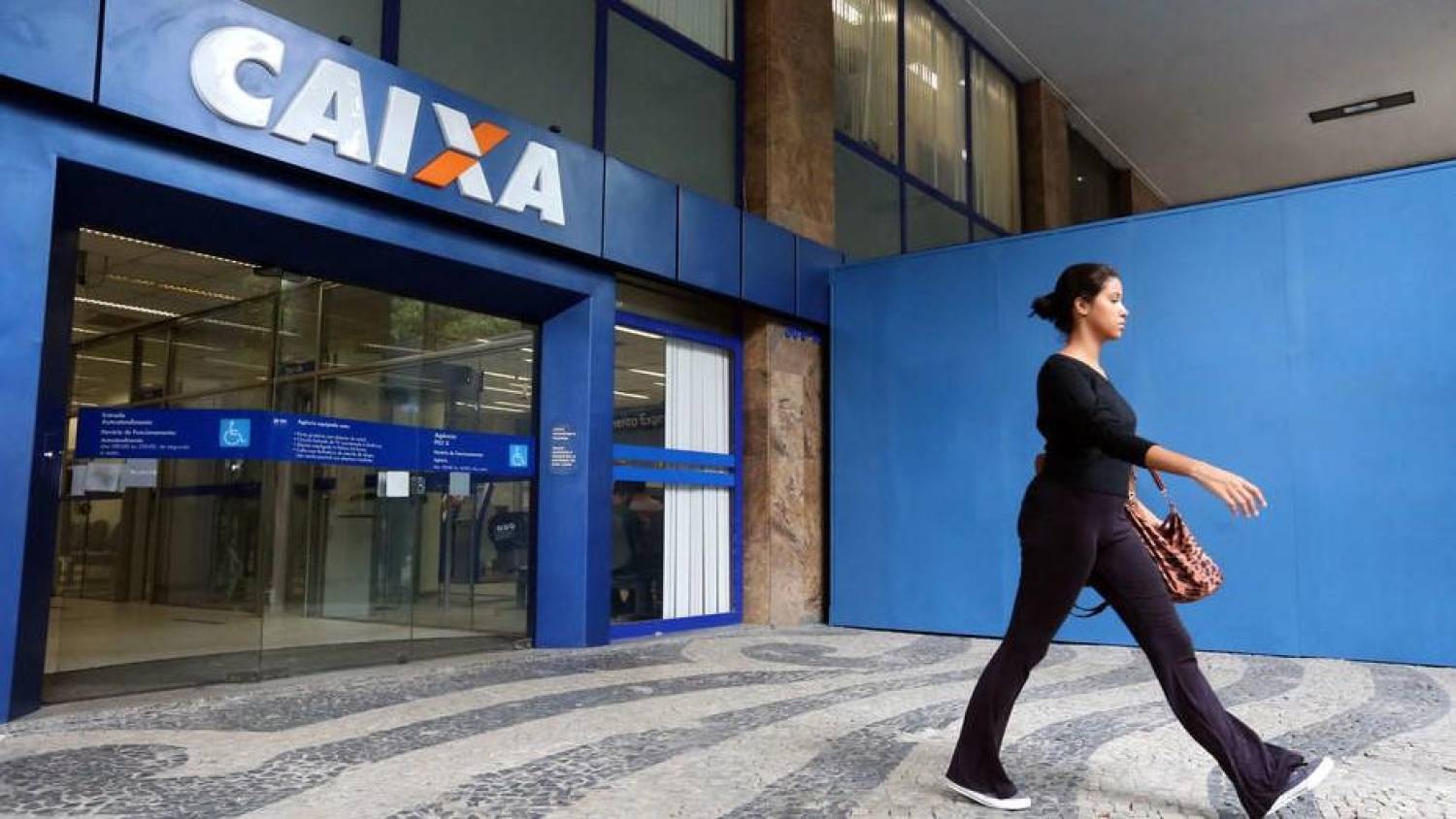 CEF: Bancária conquista na justiça adicional de quebra de caixa CEF: Bancária conquista na justiça adicional de quebra de caixa