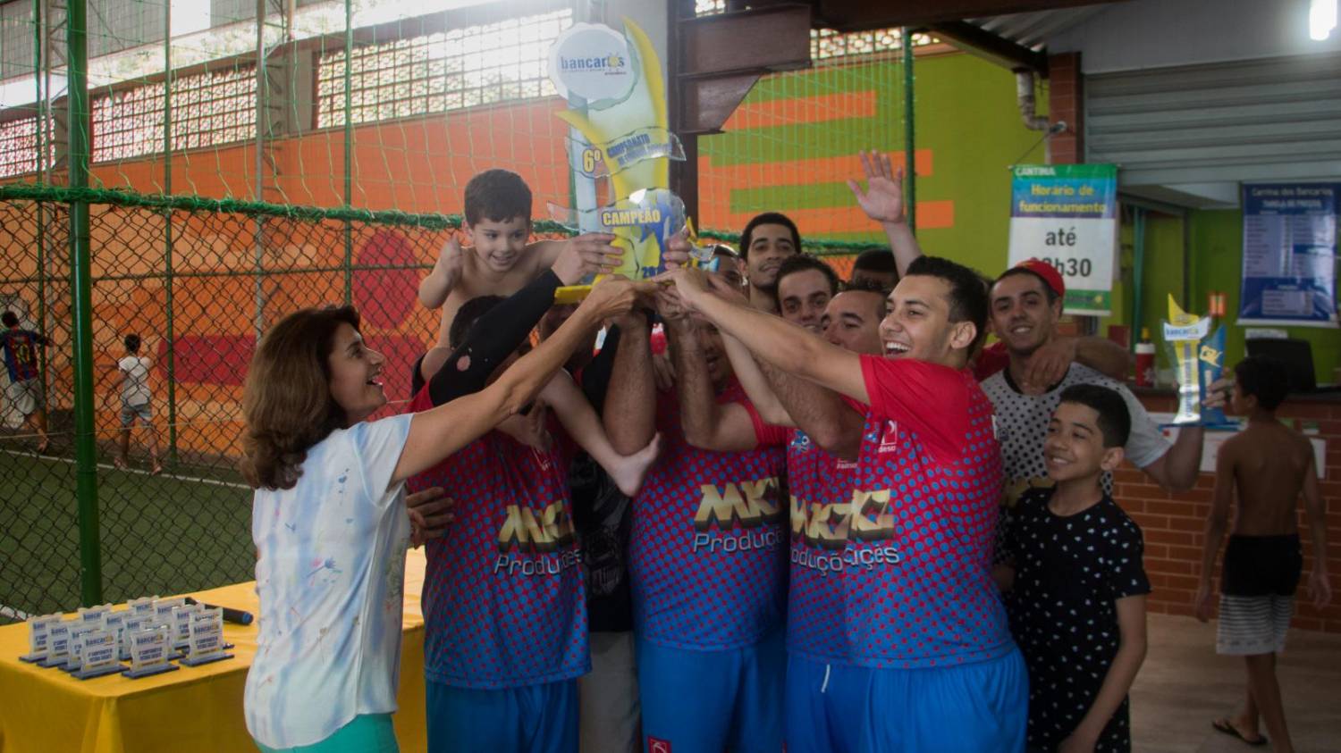 Time do Bradesco Centro Santos é campeão do 6º torneio Soçaite do Sindicato