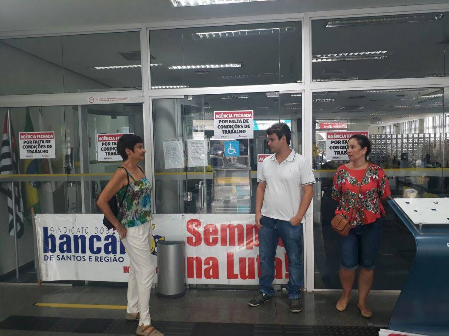 Sindicato intervém em 2 agências do BB por falta de condições de trabalho Sindicato intervém em 2 agências do BB por falta de condições de trabalho