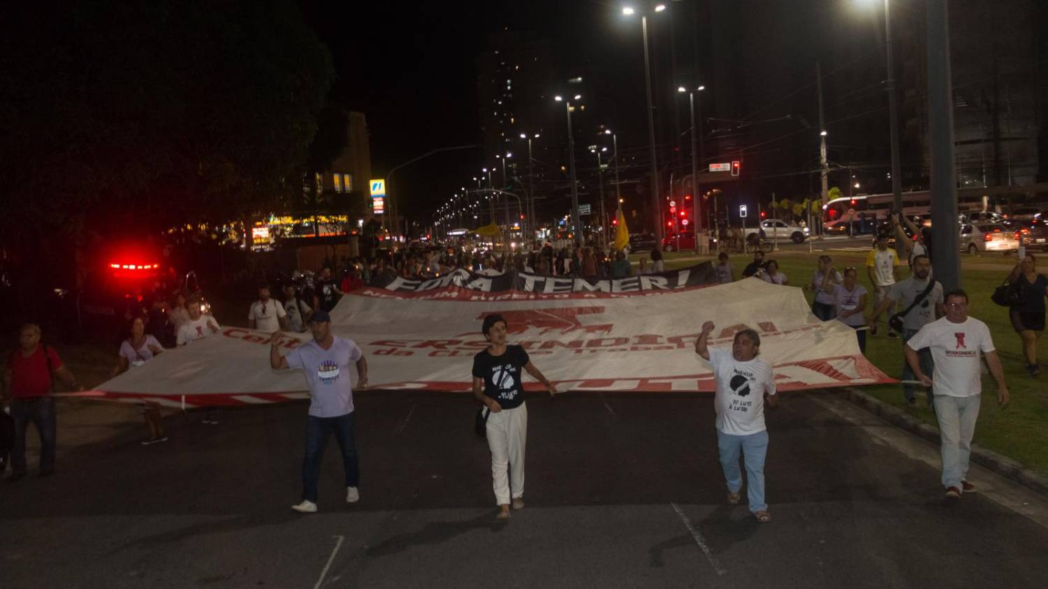 Movimentos fazem ato contra execução de Marielle e visita de Temer Movimentos fazem ato contra execução de Marielle e visita de Temer