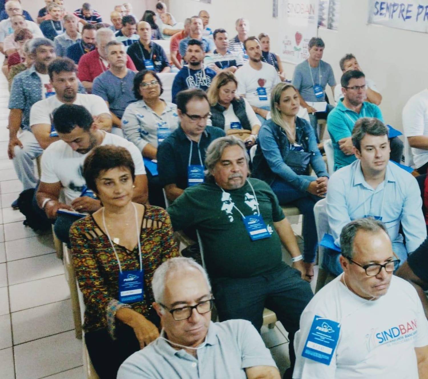 Direitos e empregos estão em jogo nesta Campanha Salarial 2018 Direitos e empregos estão em jogo nesta Campanha Salarial 2018