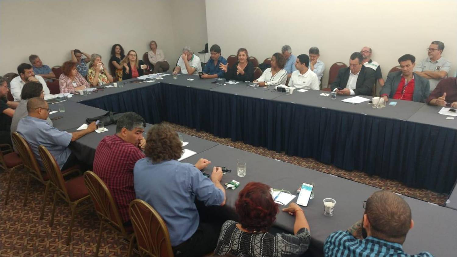 Bancários do Santander conquistam renovação do Acordo Aditivo Bancários do Santander conquistam renovação do Acordo Aditivo