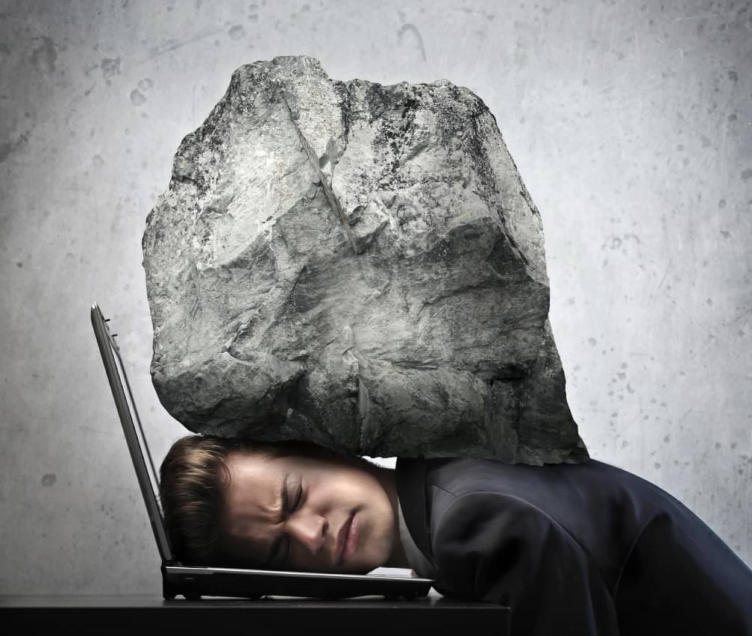 Depressão no trabalho: conheça os principais sintomas e saiba como tratar Depressão no trabalho: conheça os principais sintomas e saiba como tratar