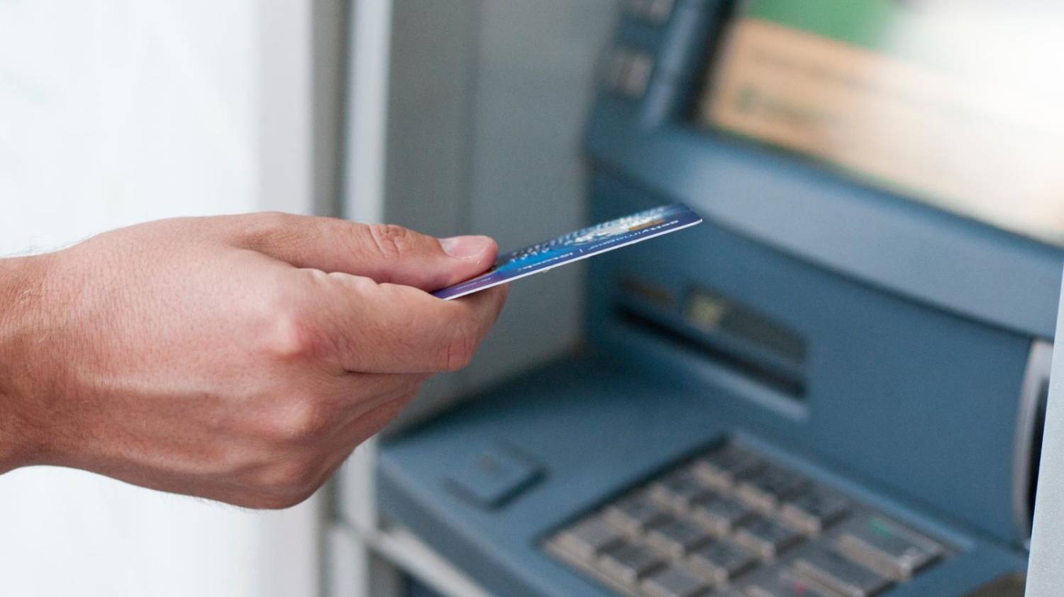 FBI alerta bancos sobre ataque coordenado a caixas eletrônicos FBI alerta bancos sobre ataque coordenado a caixas eletrônicos