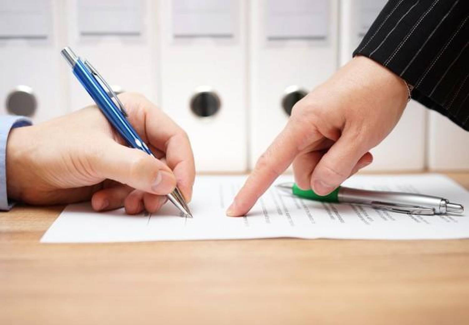 Atenção bancário do Santander: antes de homologar avise o sindicato! Atenção bancário do Santander: antes de homologar avise o sindicato!