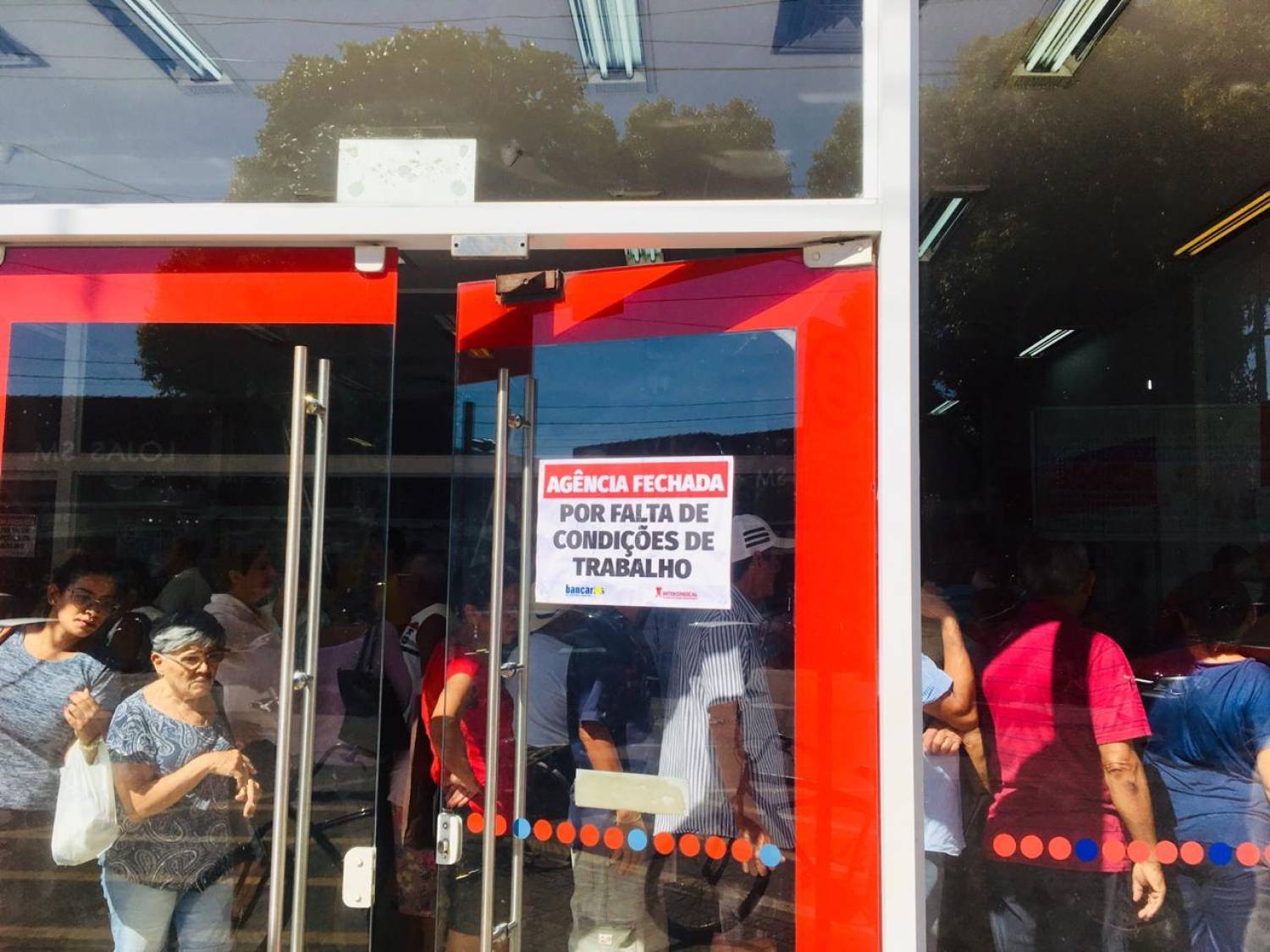 Agência Bradesco em Itanhaém é fechada por falta de condições de trabalho