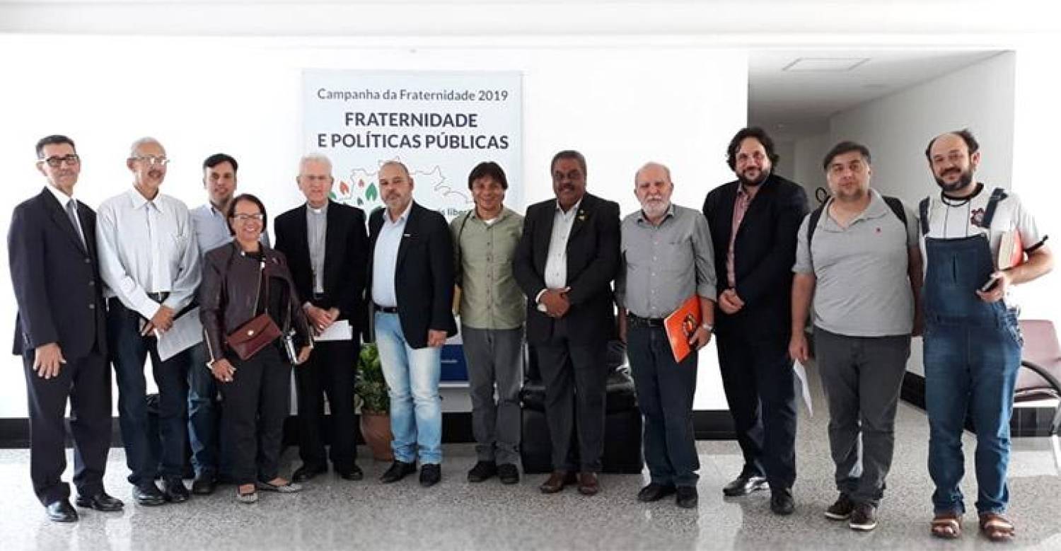 CNBB e Centrais Sindicais se reúnem para debater Reforma da Previdência CNBB e Centrais Sindicais se reúnem para debater Reforma da Previdência
