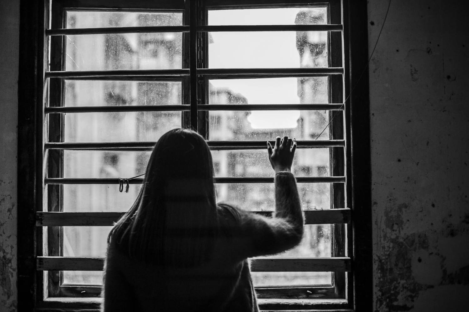 Lei institui política nacional de prevenção da automutilação e do suicídio Lei institui política nacional de prevenção da automutilação e do suicídio