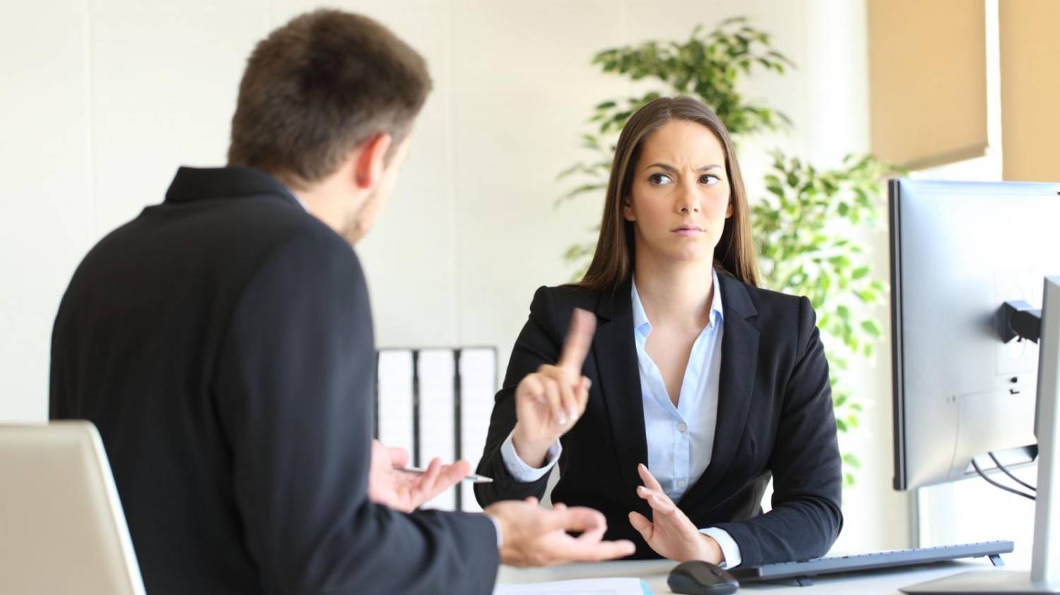 Justiça reconhece assédio moral de chefe que tratava empregada de forma grosseira Justiça reconhece assédio moral de chefe que tratava empregada de forma grosseira