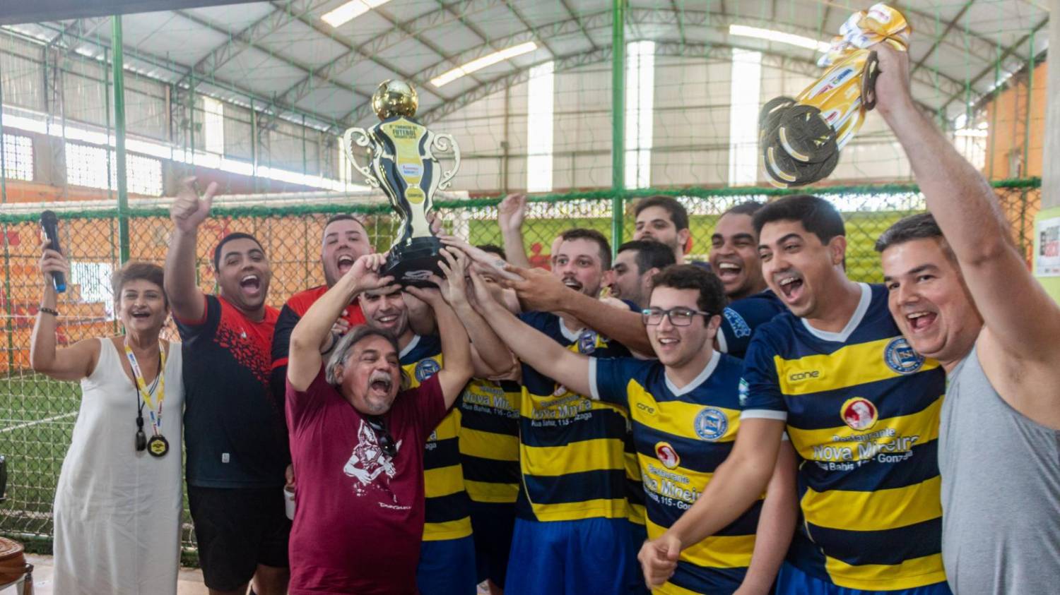 Bradesco Ponta da Praia é bicampeão no torneio soçaite do Sindicato Bradesco Ponta da Praia é bicampeão no torneio soçaite do Sindicato