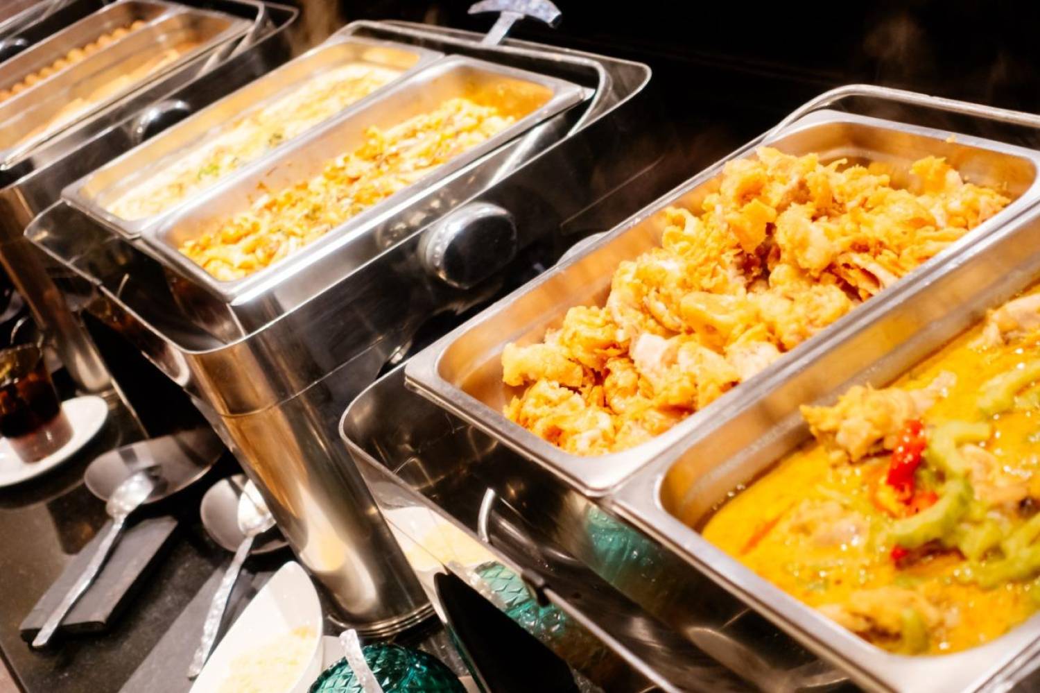 Comer fora de casa consome 1/3 das despesas das famílias com alimentação Comer fora de casa consome 1/3 das despesas das famílias com alimentação