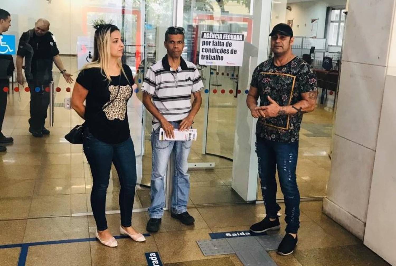 Sindicato paralisa agência do Bradesco em Santos nesta segunda, 14