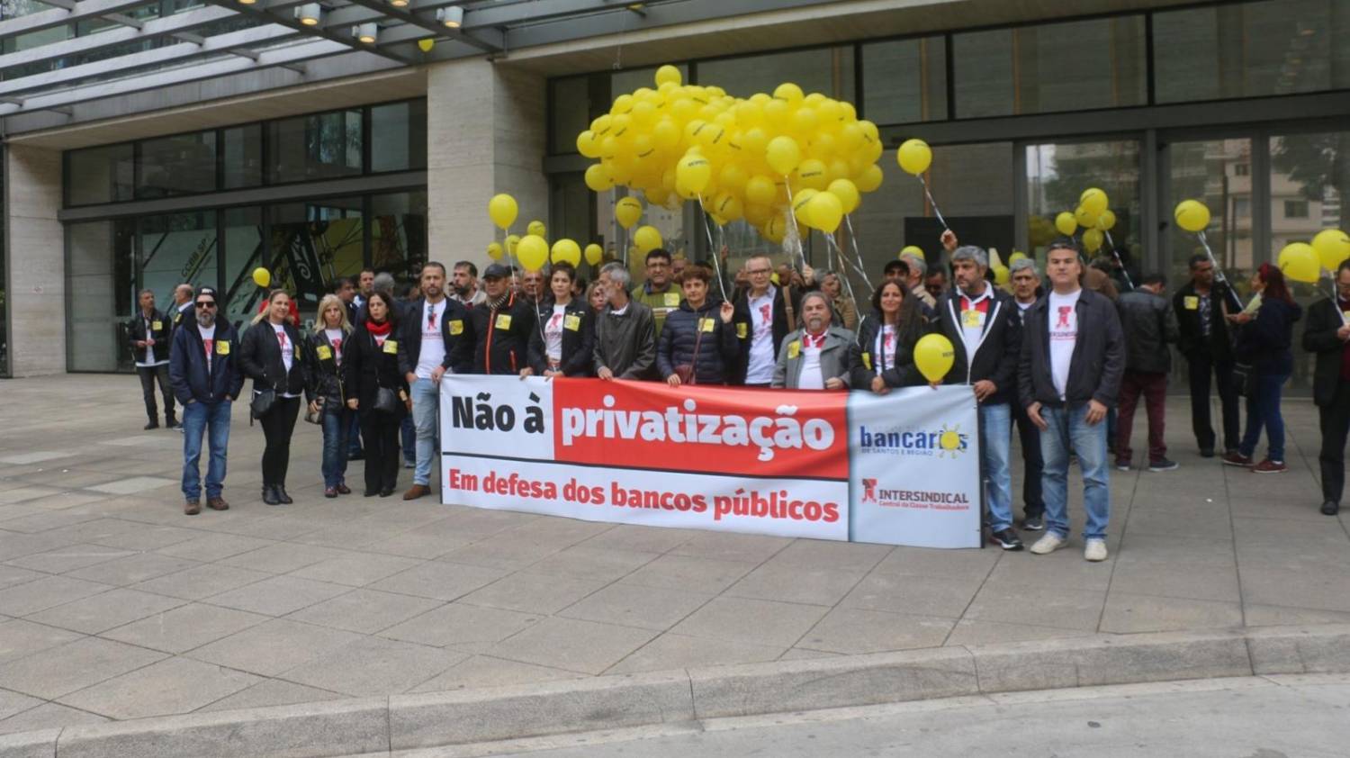 Lucro do Banco do Brasil atinge os R$ 13,2 bilhões em nove meses Lucro do Banco do Brasil atinge os R$ 13,2 bilhões em nove meses