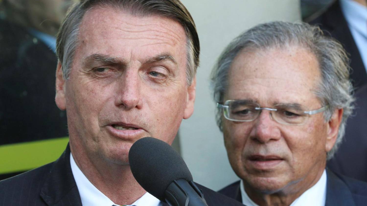 Bolsonaro recria Proer e manda projeto ao Congresso de socorro a bancos com dinheiro público