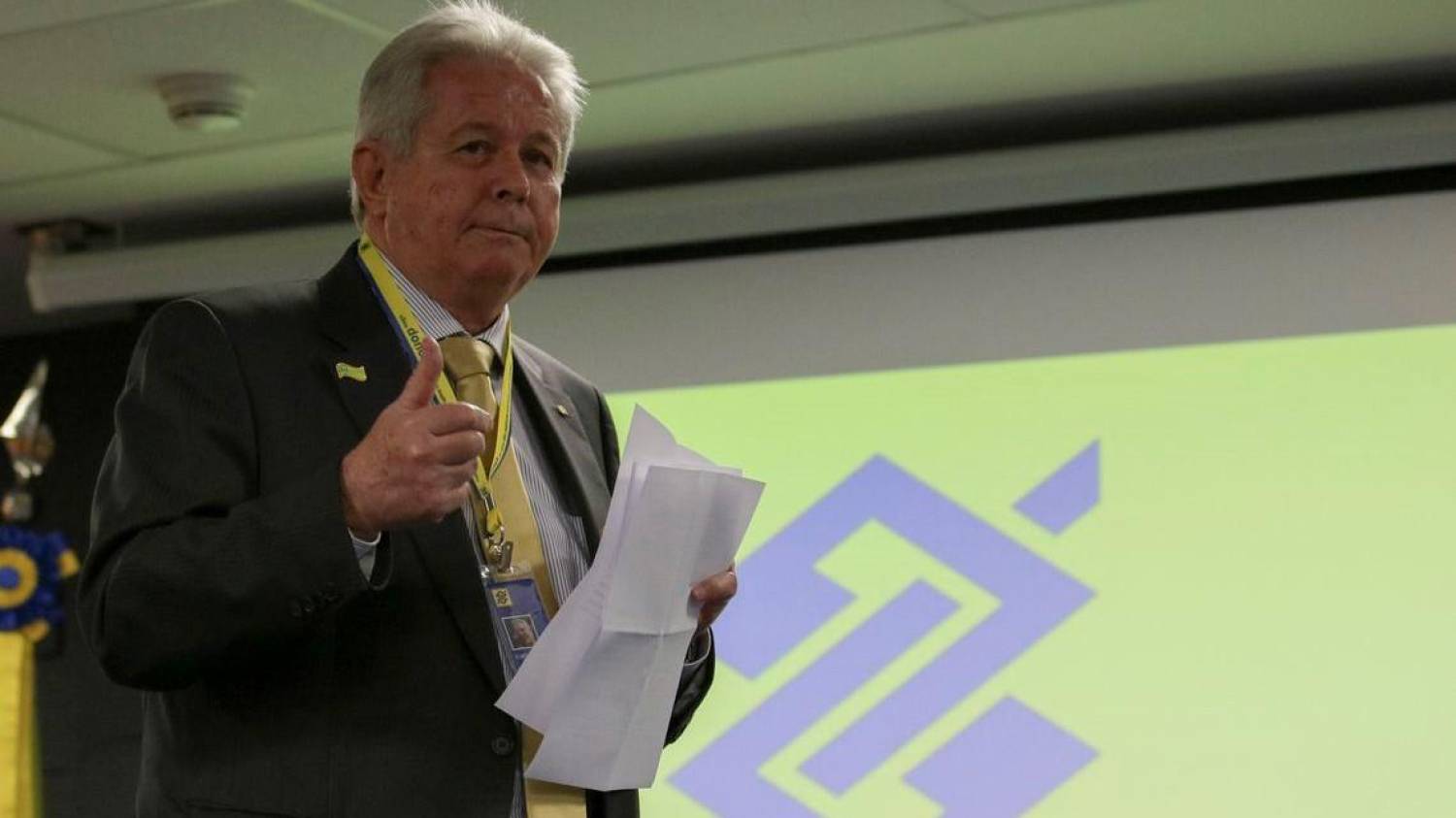 Bolsonaro terá que acertar contas com Rubem Novaes, o homem da privatização do BB Bolsonaro terá que acertar contas com Rubem Novaes, o homem da privatização do BB