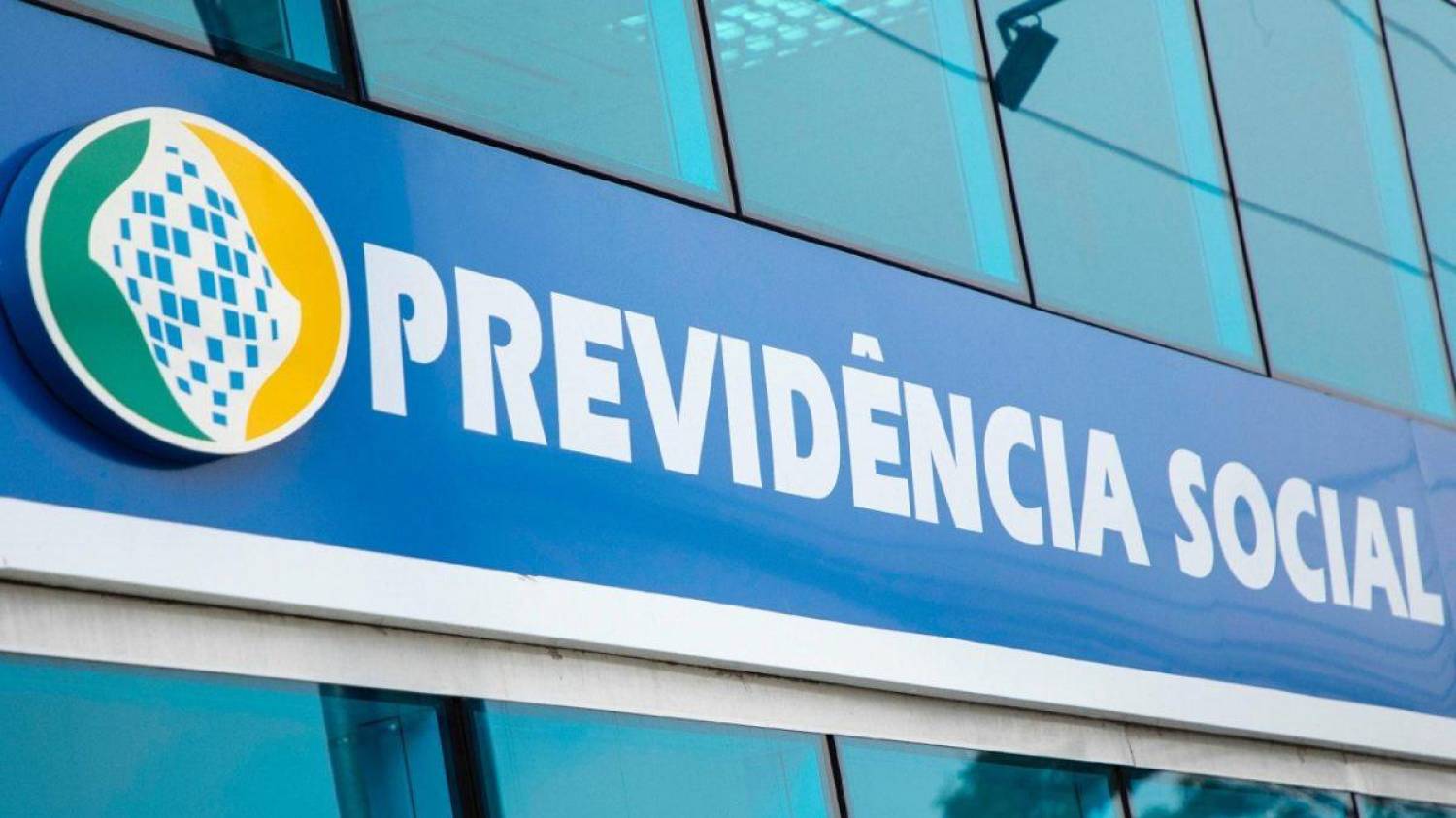 Não é possível o acúmulo de auxílio-doença e seguro-desemprego Não é possível o acúmulo de auxílio-doença e seguro-desemprego
