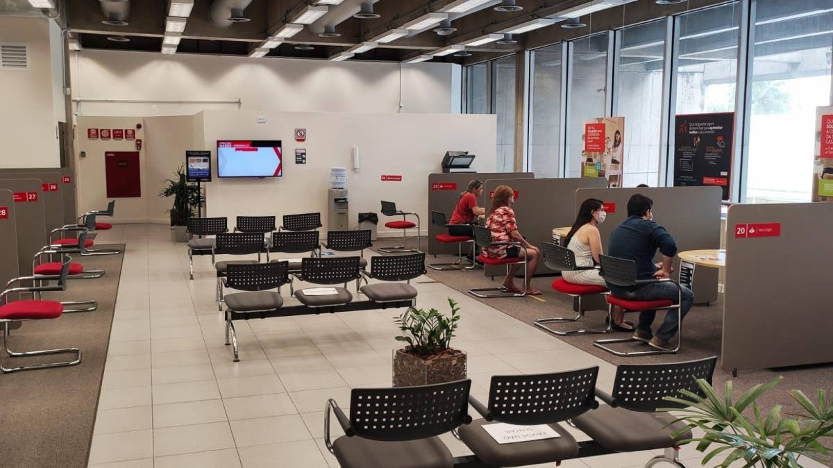 Home office vira moeda de troca para entrega de metas no Santander