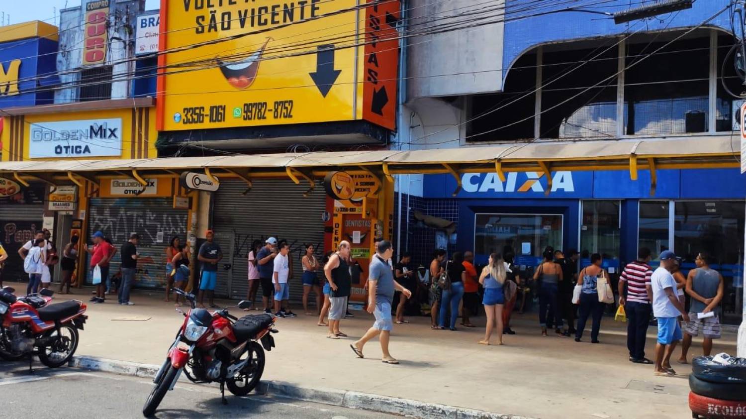 Caixa faz pressão para retorno “voluntário” de empregados ao trabalho Caixa faz pressão para retorno “voluntário” de empregados ao trabalho