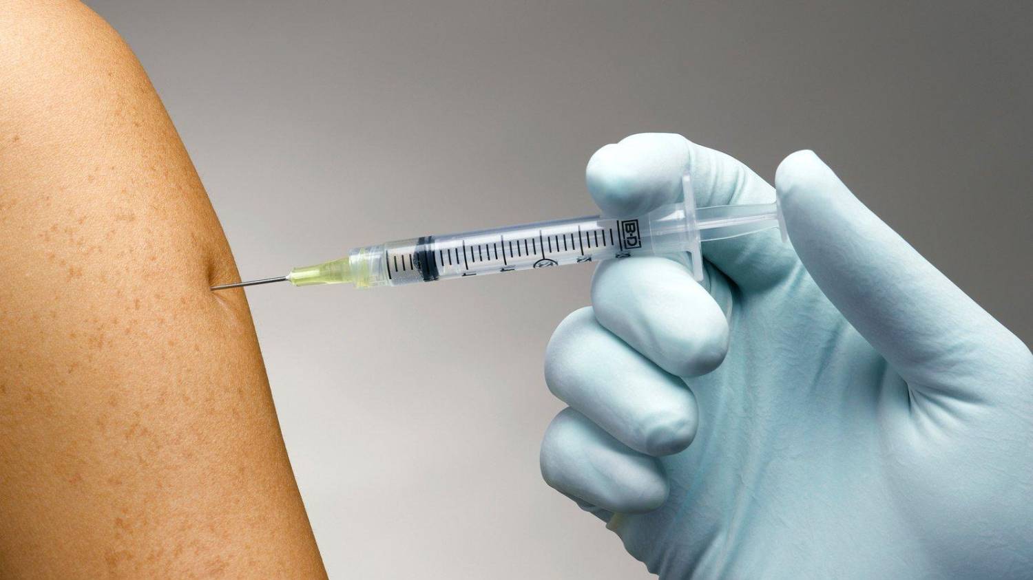 Campanha de vacinação para bancários do Santander termina dia 30 