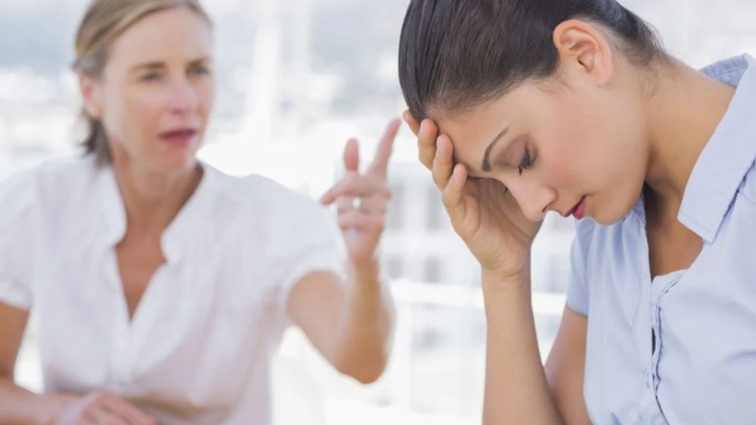 Santander: Bancário, não caia na coação notifique sintomas ou contaminação da Covid-19! Santander: Bancário, não caia na coação notifique sintomas ou contaminação da Covid-19!