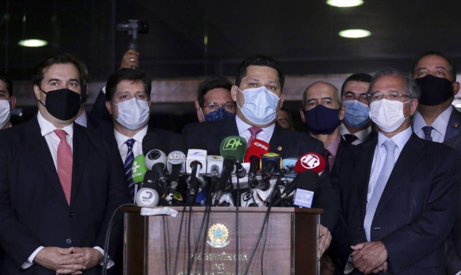 Reforma tributária favorece bancos, seguradoras e planos de saúde Reforma tributária favorece bancos, seguradoras e planos de saúde