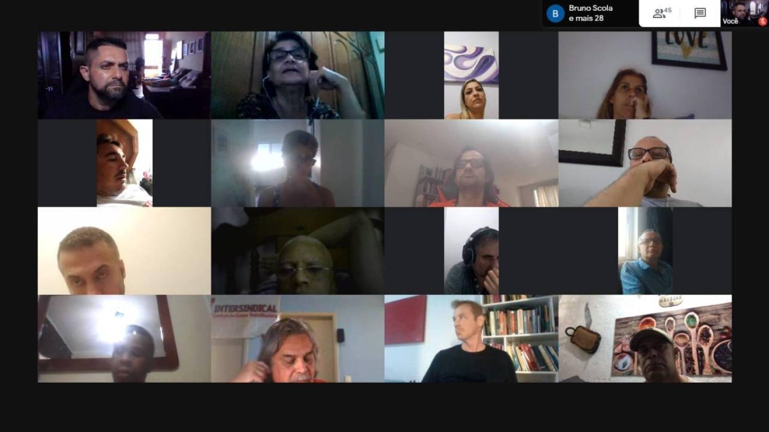 Acordo dos bancários teve 15 rodadas e 120 mil nas assembleias Acordo dos bancários teve 15 rodadas e 120 mil nas assembleias