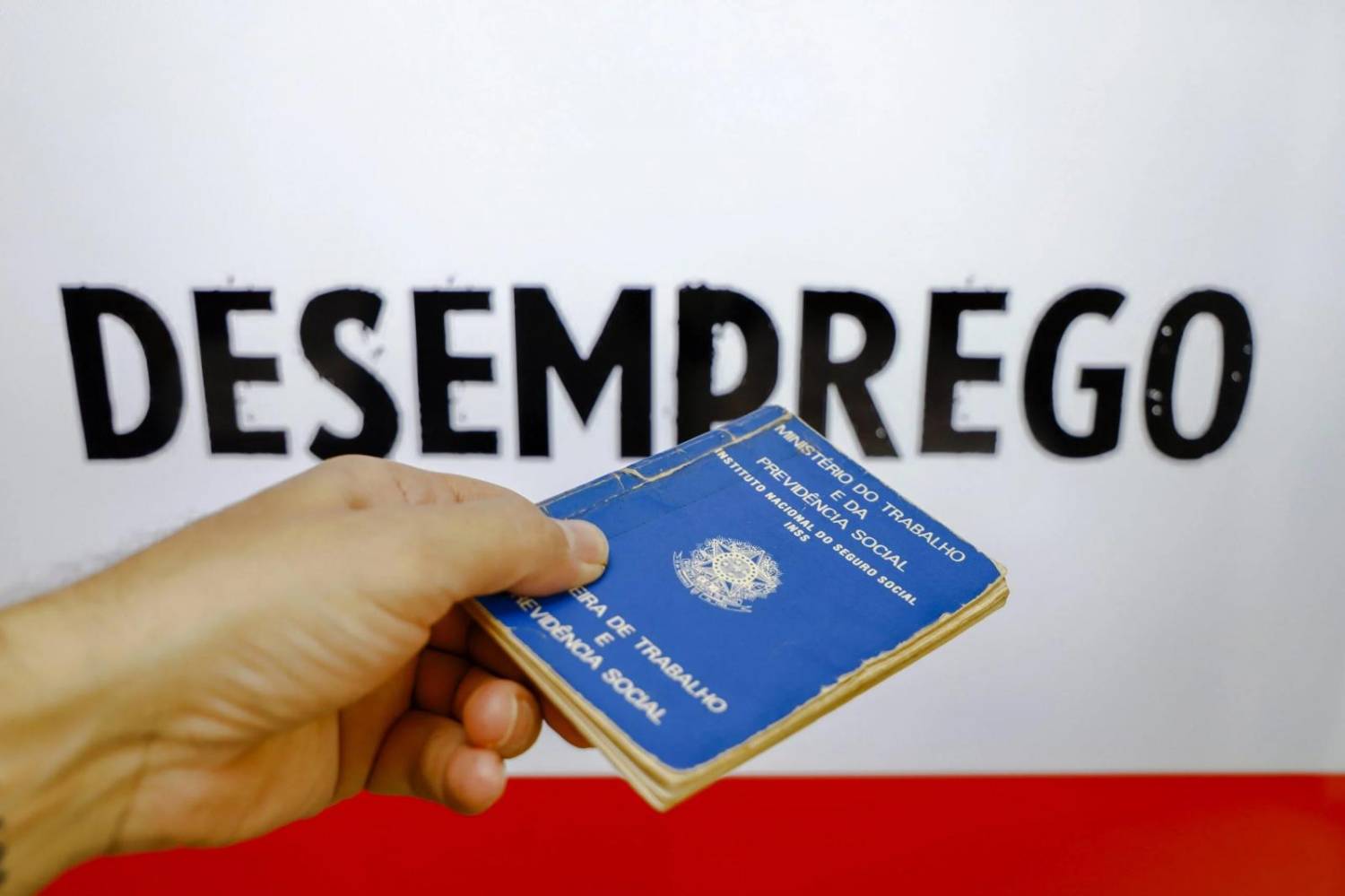 São Paulo perde 2,3 milhões de vagas de trabalho em um trimestre São Paulo perde 2,3 milhões de vagas de trabalho em um trimestre