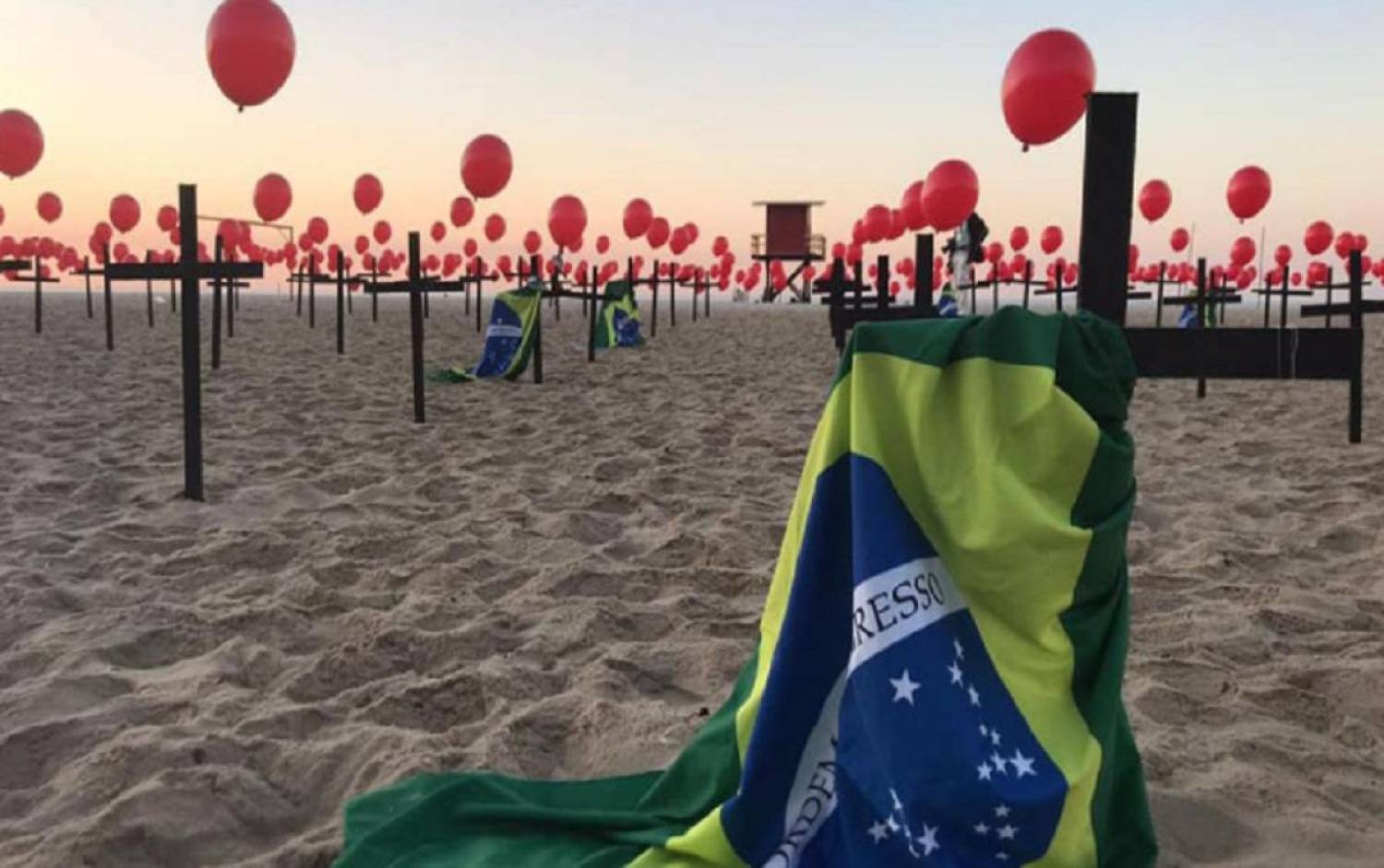 Brasil se aproxima do colapso e tem 1.110 mortes por Covid-19 em 24h Brasil se aproxima do colapso e tem 1.110 mortes por Covid-19 em 24h