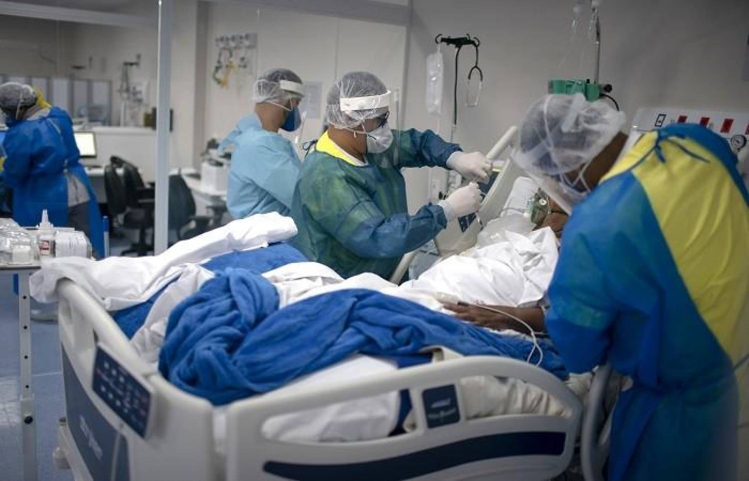 Combate ao coronavírus: ou reage já, ou março será aterrorizador! Combate ao coronavírus: ou reage já, ou março será aterrorizador!